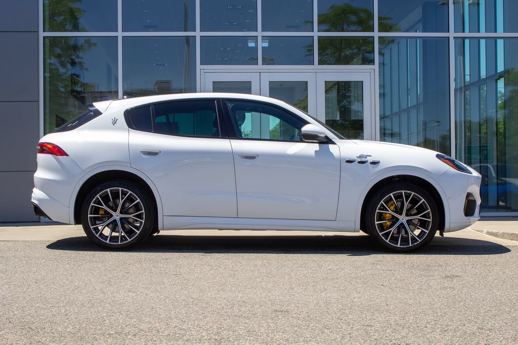 Used 2023 Maserati Grecale GT AWD/4WD image 4