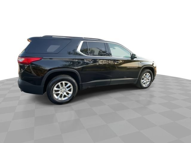 Used 2019 Chevrolet Traverse LT w/ LPO, Floor Liner Package AWD/4WD image 2
