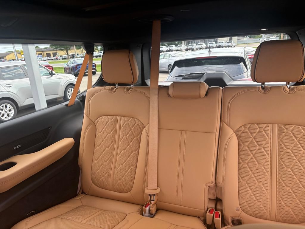 Used 2025 Jeep Grand Wagoneer L Series III w/ Rear Seat Video Group 1 AWD/4WD image 25