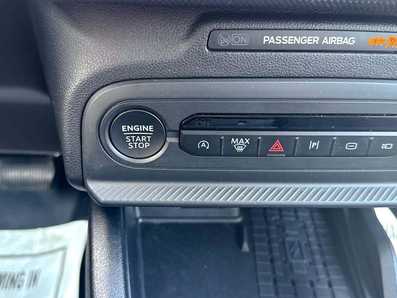 Used 2025 Ford Bronco Sport Badlands image 34