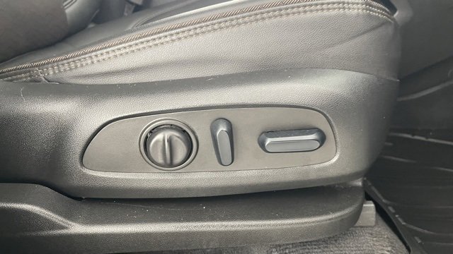 Used 2024 Chevrolet Traverse High Country image 51