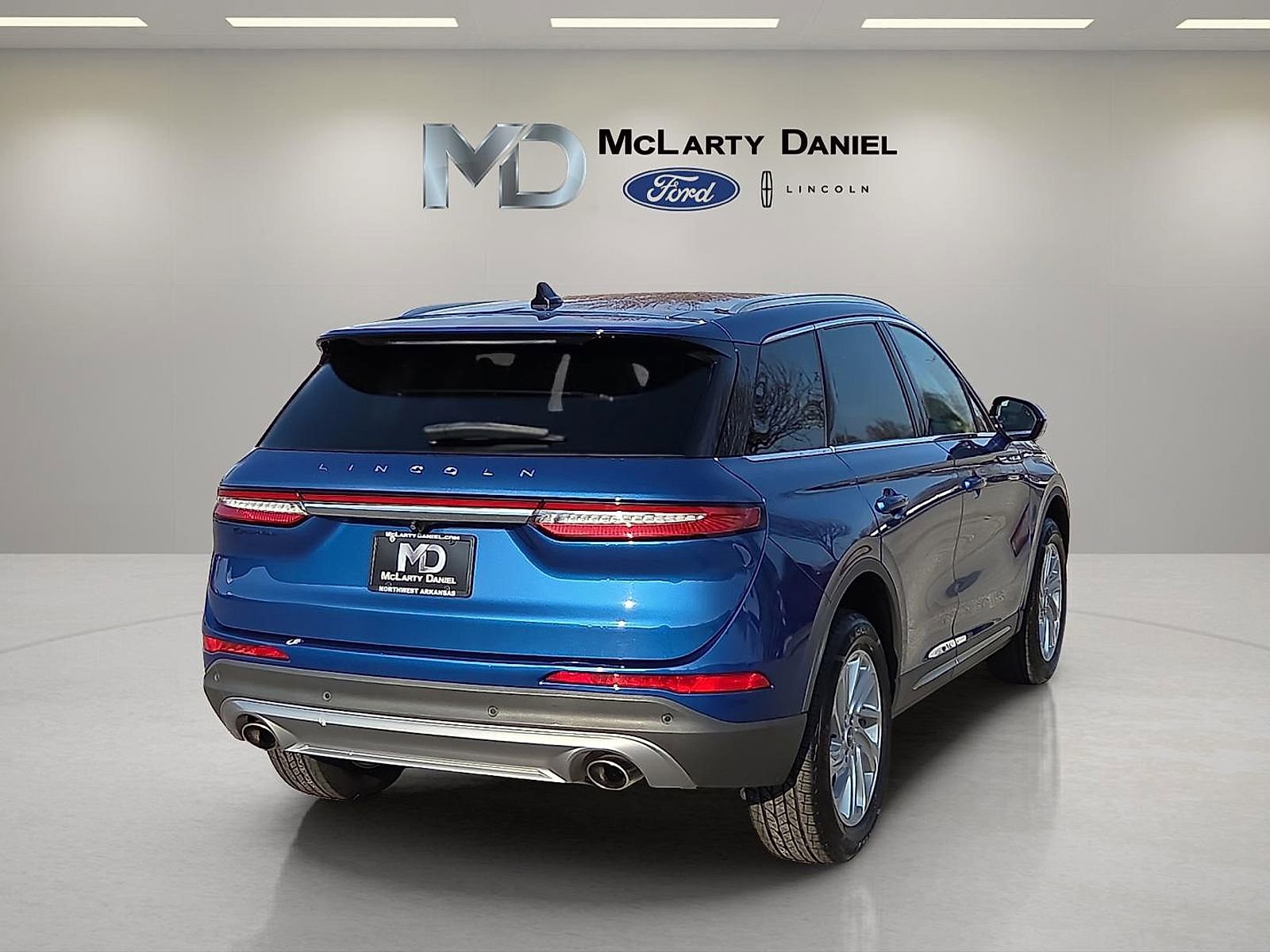 Used 2021 Lincoln Corsair FWD image 5