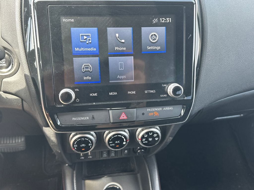 Used 2025 Mitsubishi Outlander Sport AWD image 28