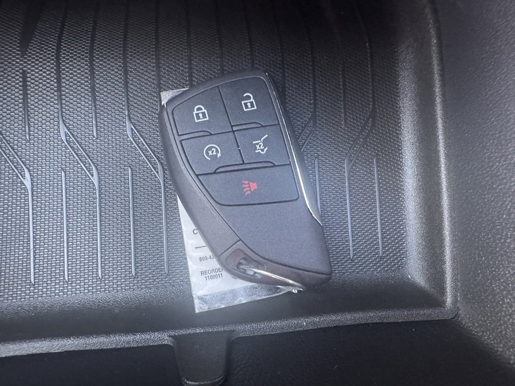 Used 2024 Chevrolet Equinox EV RS w/ Active Safety Package 3 image 9