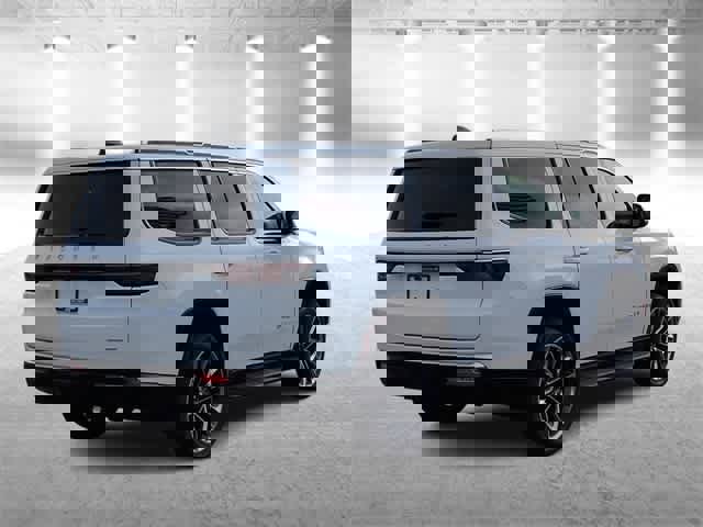 Used 2024 Jeep Wagoneer Series III image 8