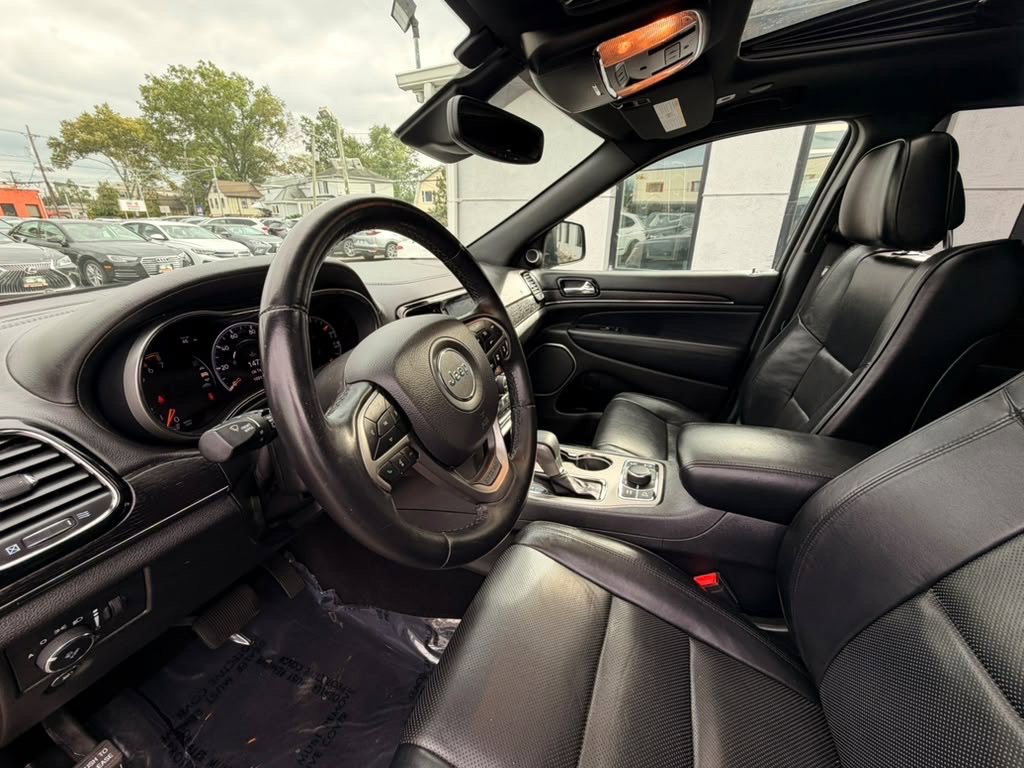 Used 2019 Jeep Grand Cherokee High Altitude AWD/4WD image 16