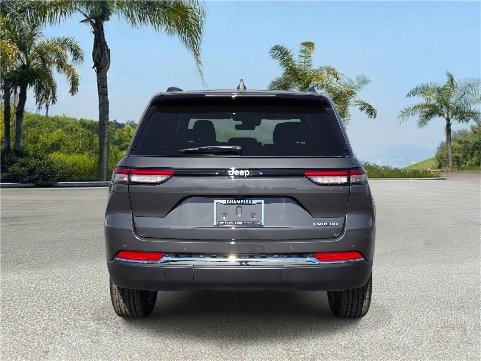 New 2026 Jeep Grand Cherokee Laredo X RWD image 5