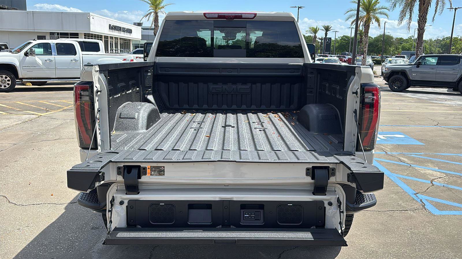 New 2026 GMC Sierra 2500 AT4X image 7