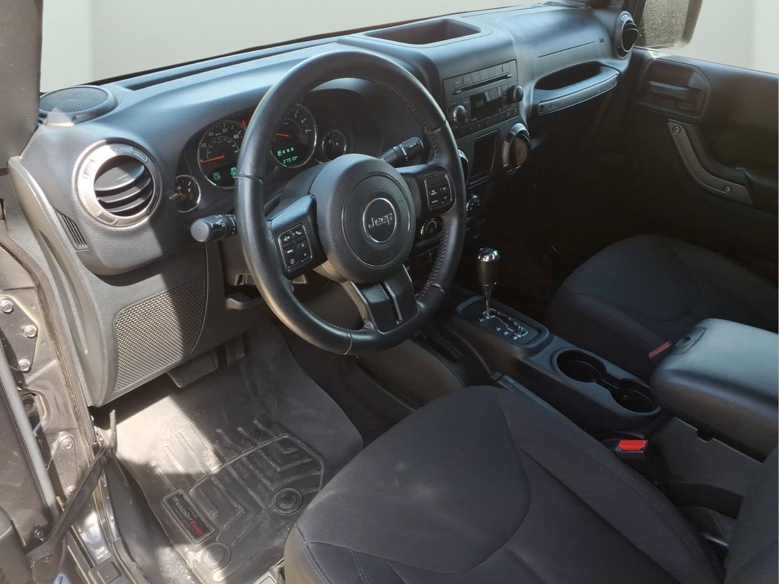 Used 2017 Jeep Wrangler Sport w/ Quick Order Package 24S AWD/4WD image 9