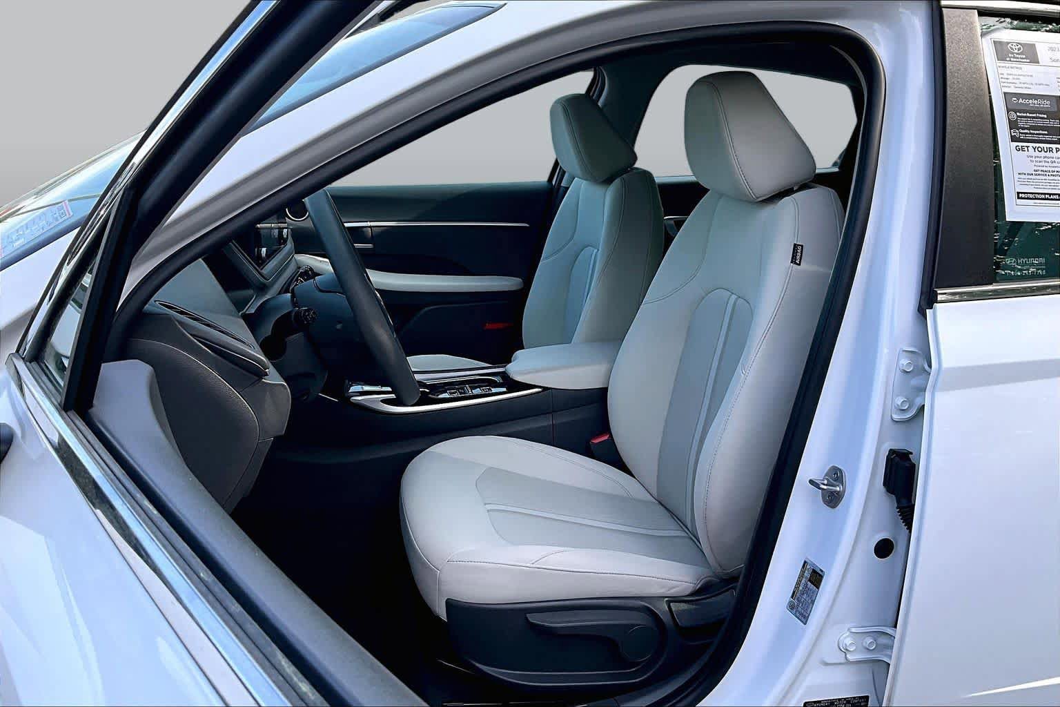 Used 2023 Hyundai Sonata SE FWD image 9