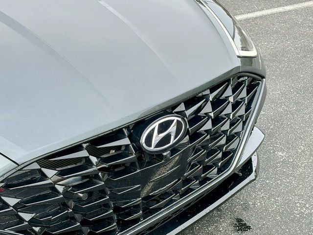 Used 2022 Hyundai Sonata Limited w/ Winter Weather Package image 14