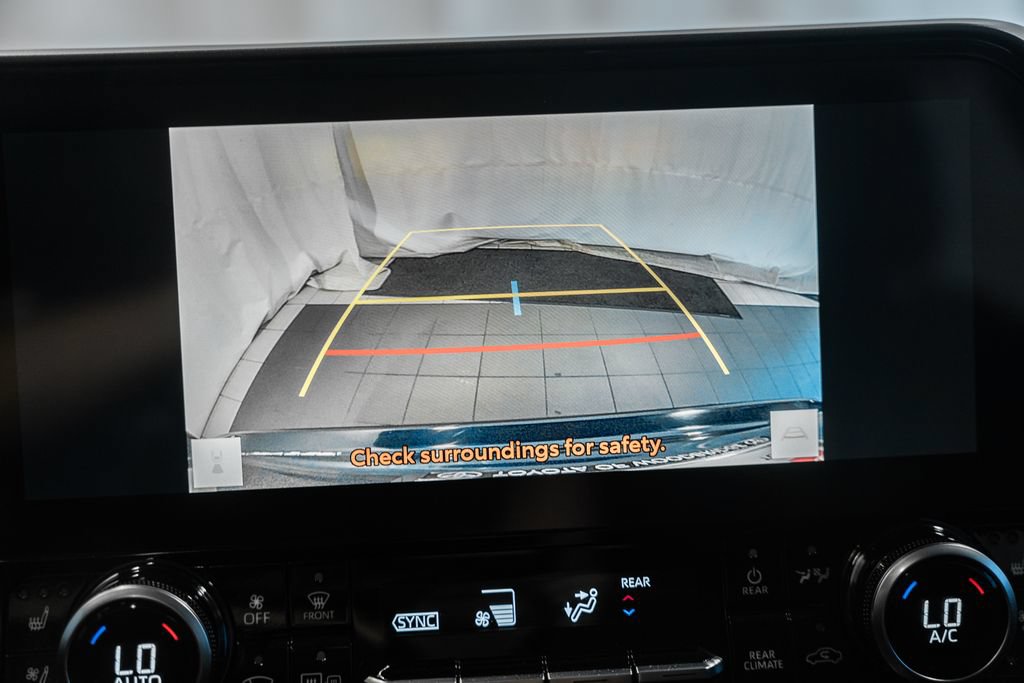 Used 2024 Toyota Highlander Limited AWD/4WD image 38