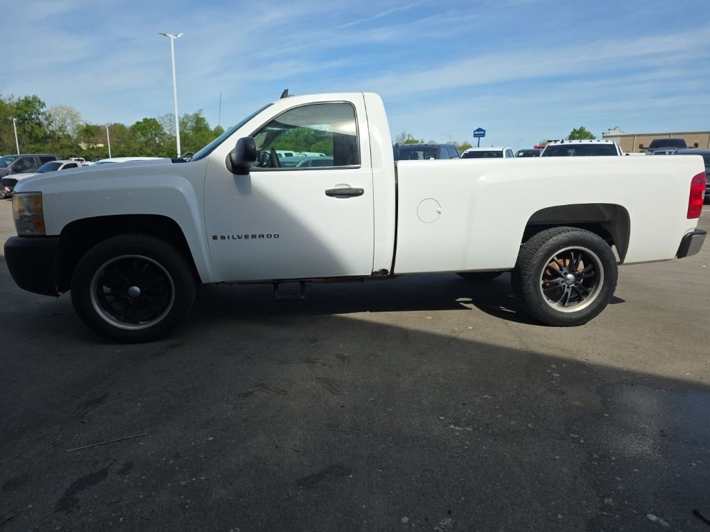 Used 2009 Chevrolet Silverado 1500 W/T RWD image 8