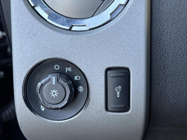 Used 2013 Ford F250 Lariat w/ Lariat Ultimate Pkg image 18