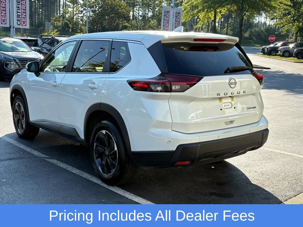 Used 2024 Nissan Rogue SV AWD/4WD image 6