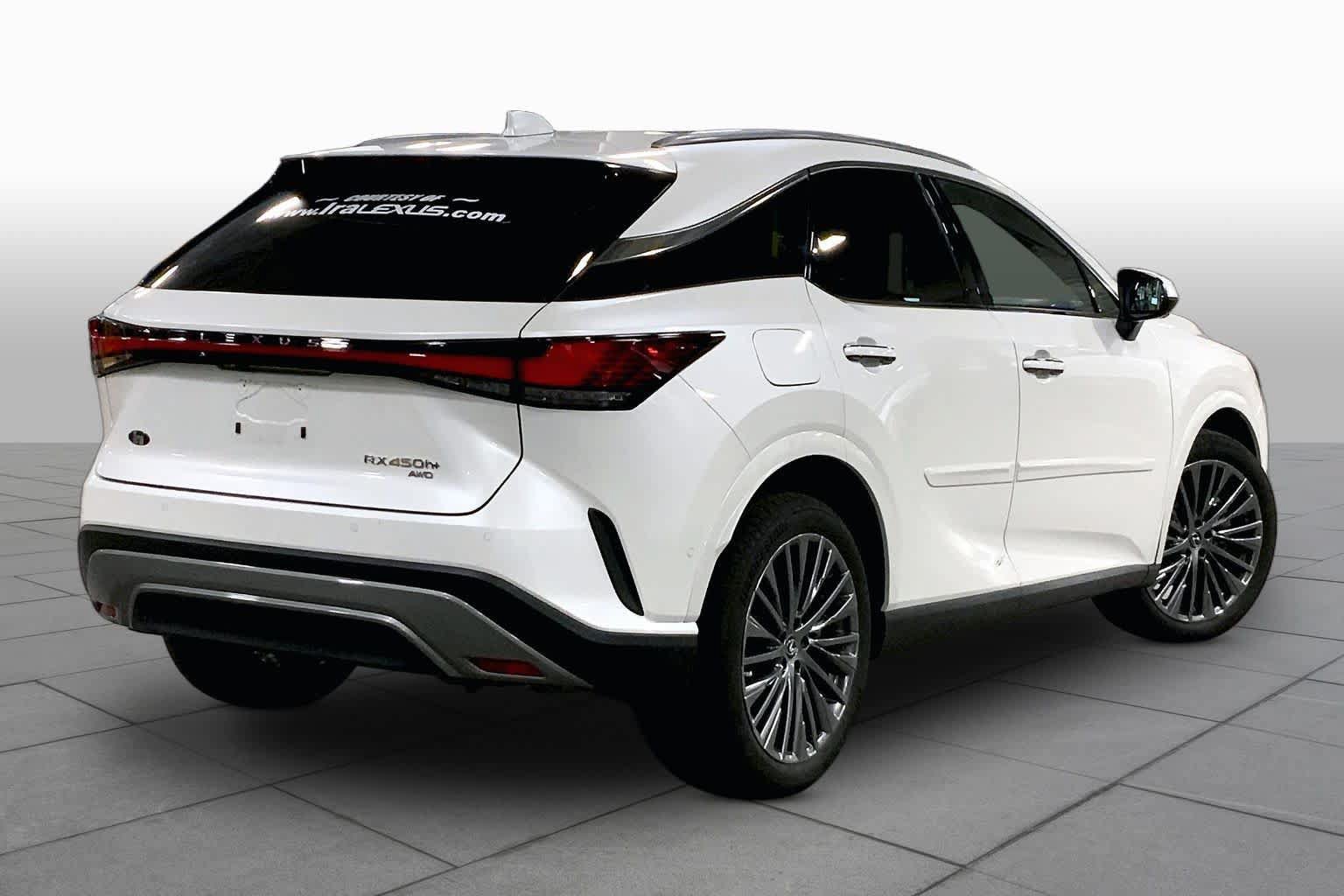 Certified 2025 Lexus RX 450h AWD w/ Convenience Package image 13