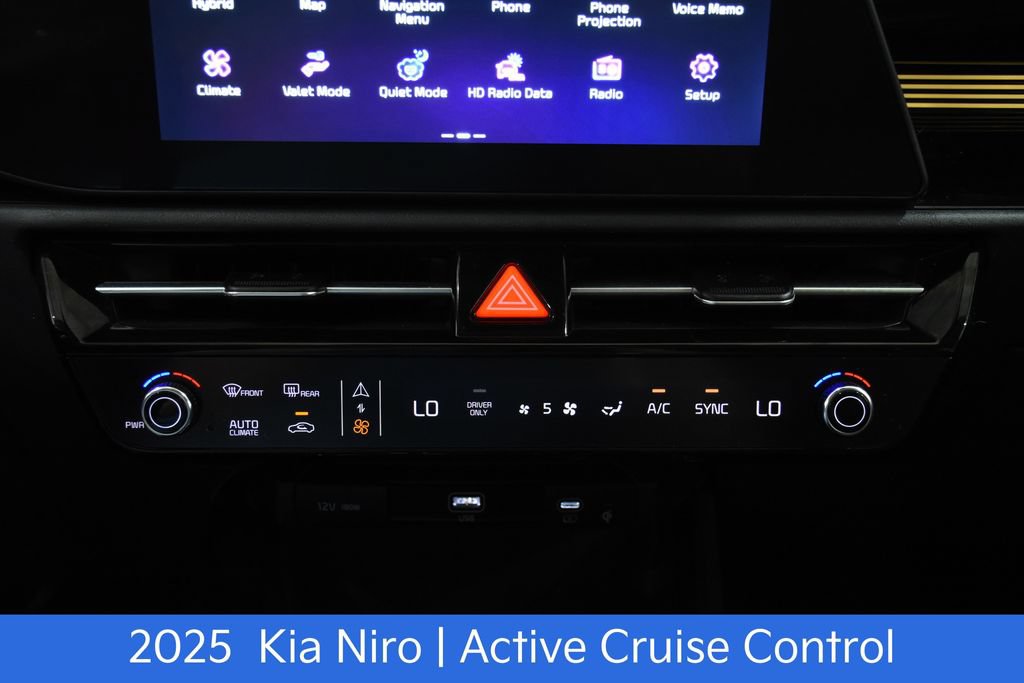 Certified 2025 Kia Niro EX FWD image 19