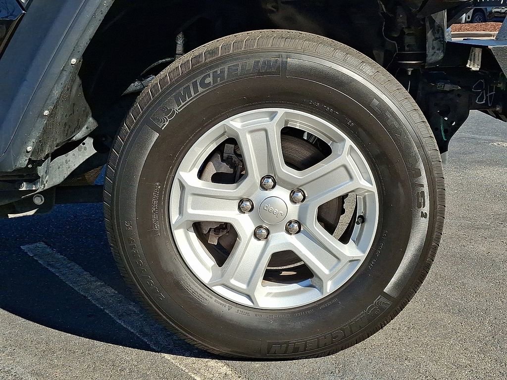 Used 2021 Jeep Wrangler Unlimited Sport image 8