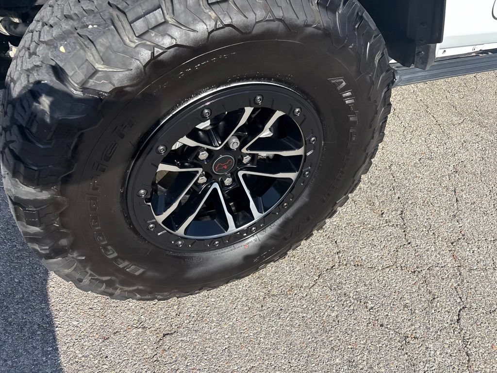 Used 2024 Jeep Wrangler Unlimited Rubicon AWD/4WD image 9