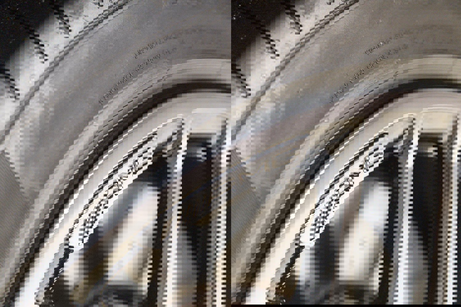 Used 2023 Mercedes-Benz E 63 AMG S image 43