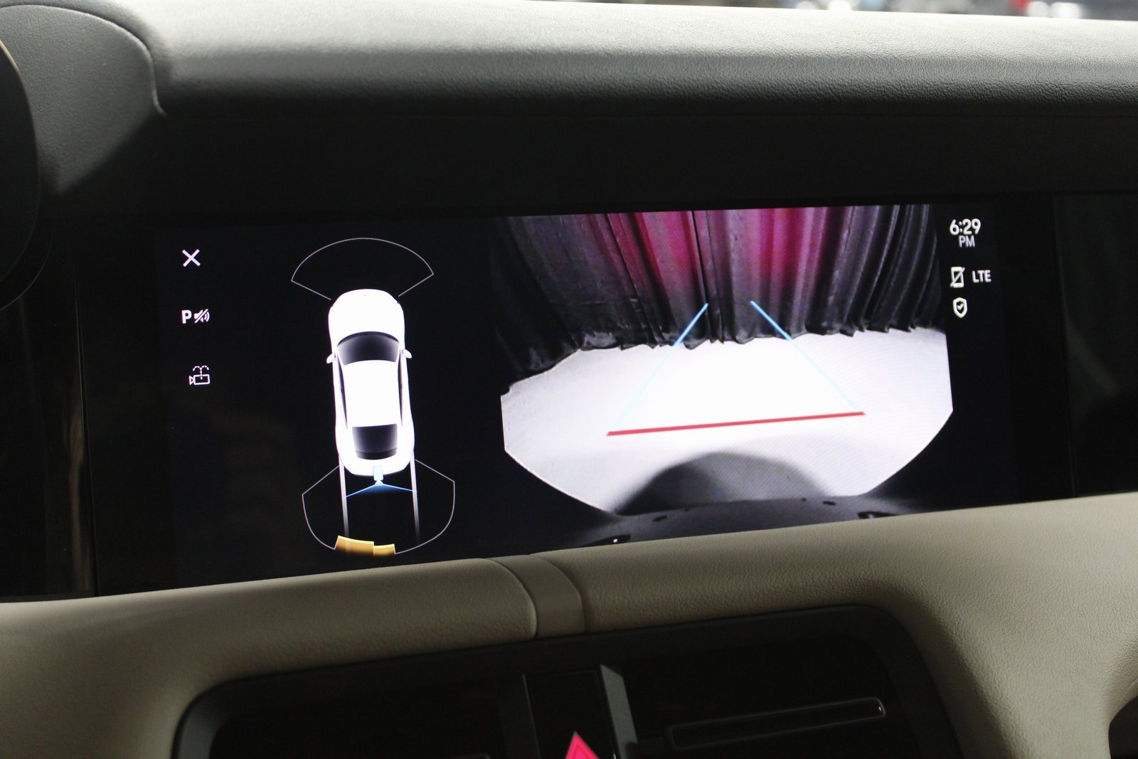 Certified 2021 Porsche Taycan image 32