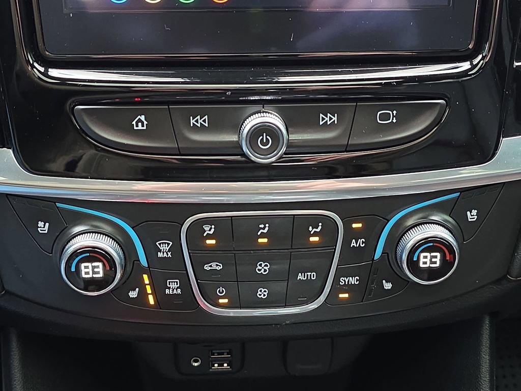 Used 2022 Chevrolet Traverse High Country image 28