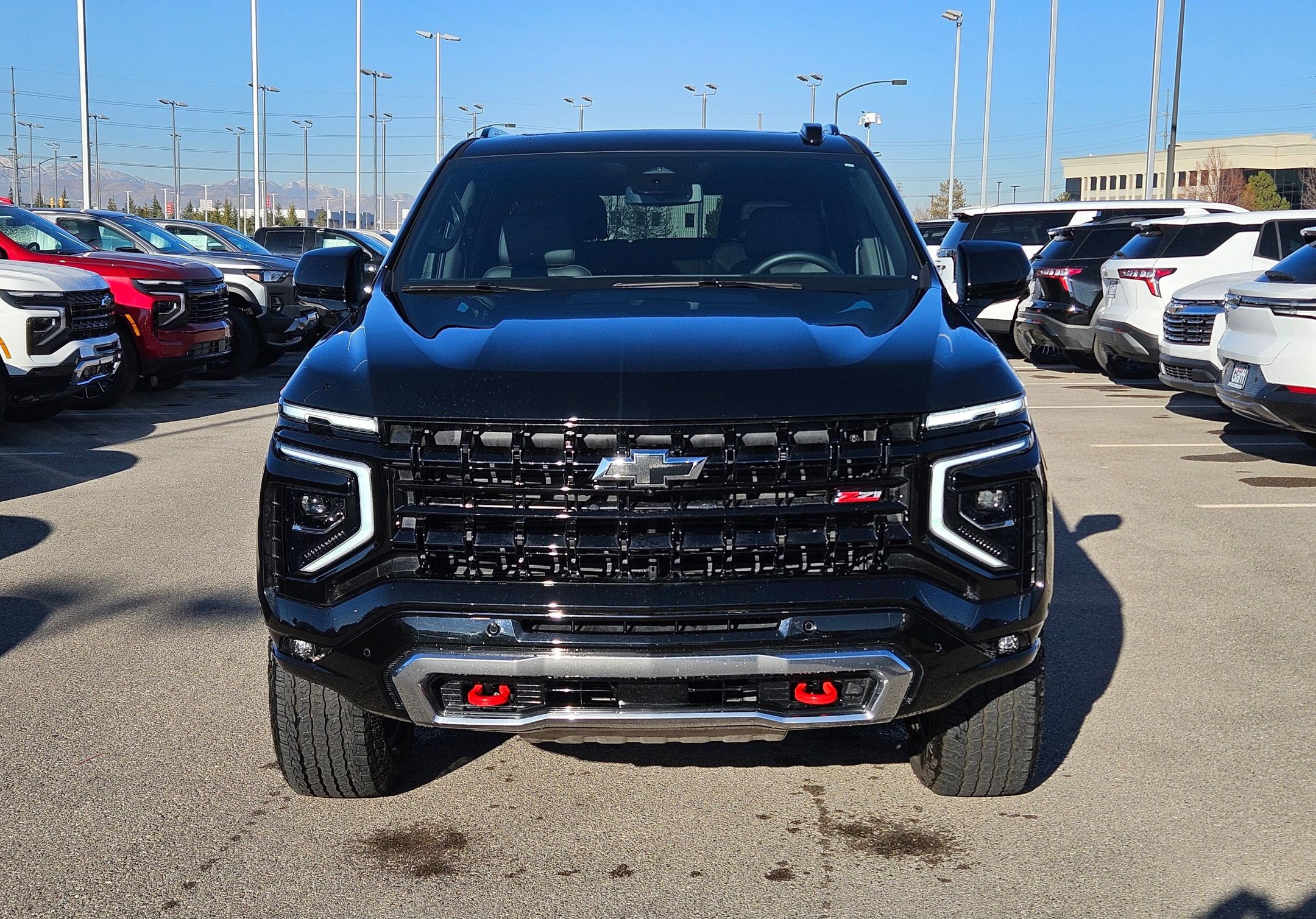 Used 2025 Chevrolet Suburban Z71 w/ Comfort Package image 9