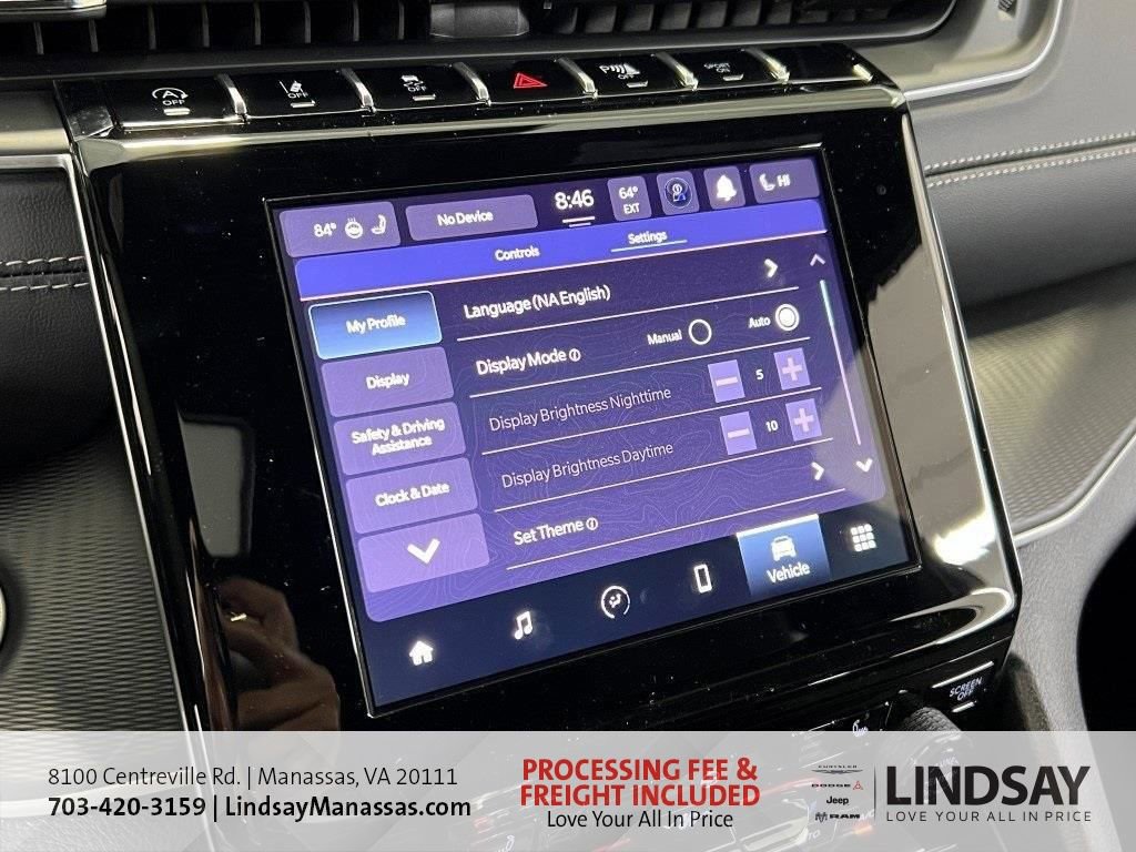 New 2025 Jeep Grand Cherokee L Laredo w/ Luxury Tech Group I AWD/4WD image 30