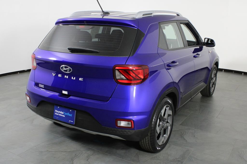 Certified 2024 Hyundai Venue SEL image 16