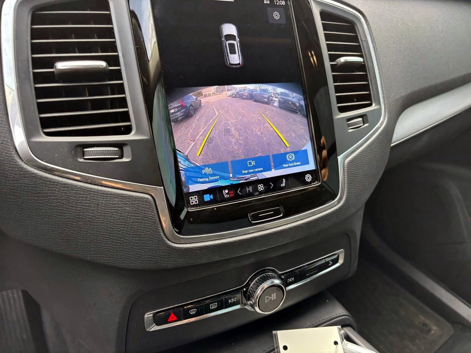 Used 2023 Volvo XC90 B5 Core w/ Protection Package Premier image 22