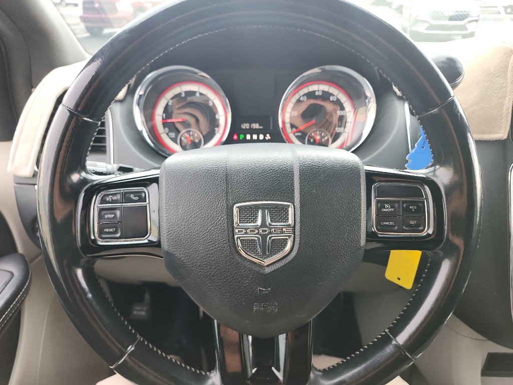 Used 2019 Dodge Grand Caravan SXT FWD image 21