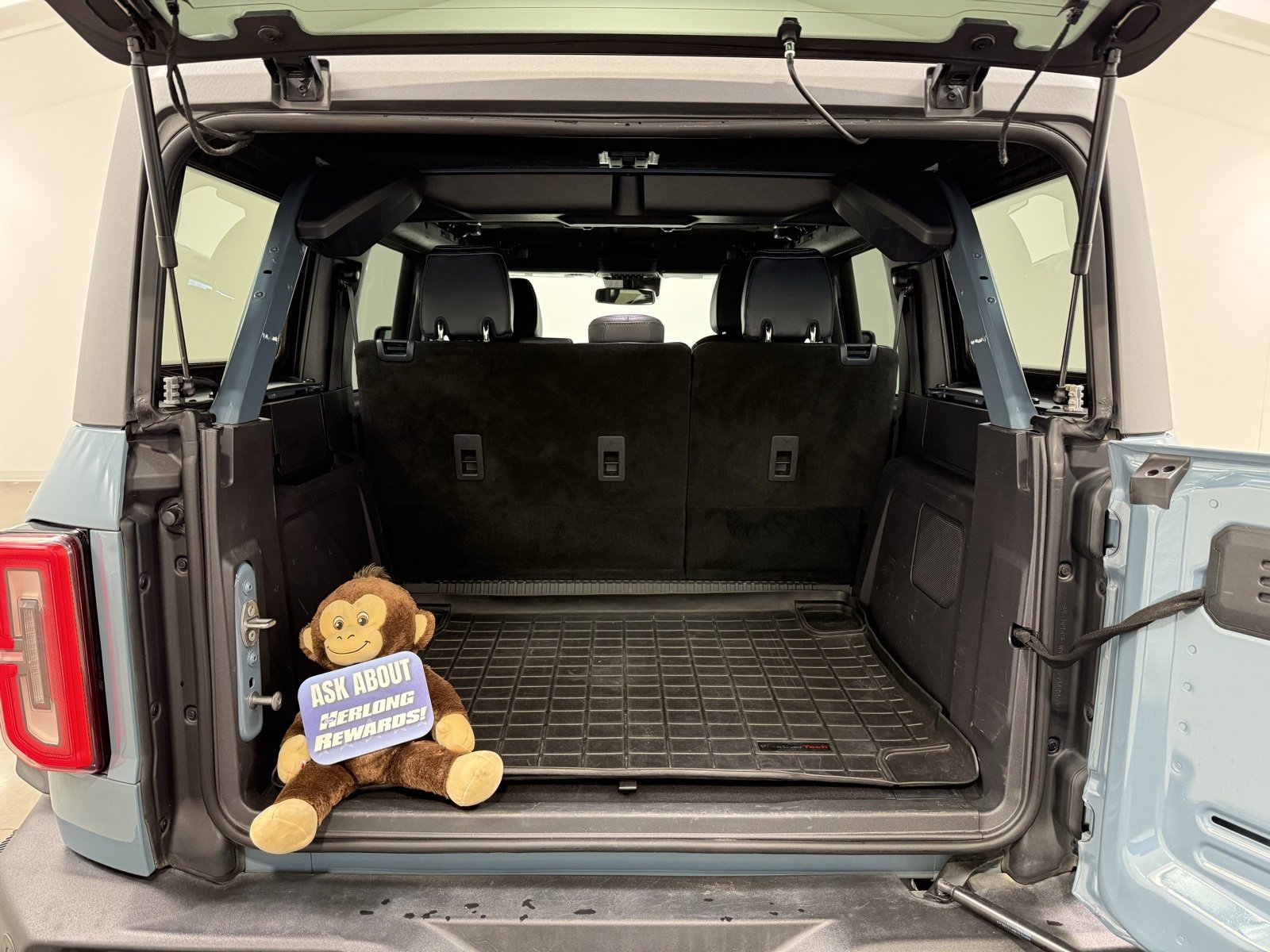 Used 2022 Ford Bronco Outer Banks image 8