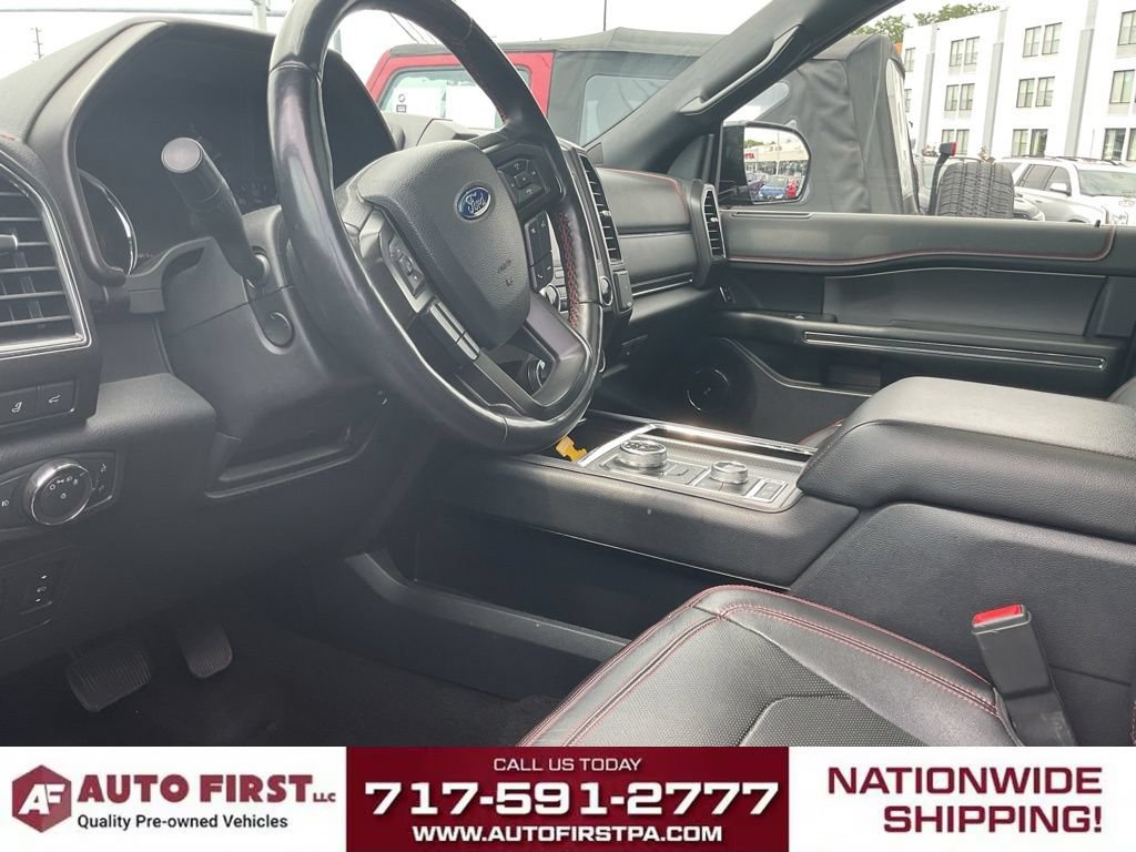 Used 2019 Ford Expedition Limited w/ Equipment Group 303A AWD/4WD image 6