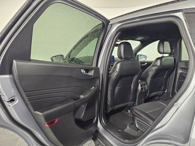 Used 2023 Ford Escape ST-Line image 19