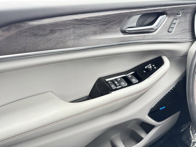 Used 2021 Jeep Grand Cherokee L Overland w/ Luxury Tech Group IV image 38