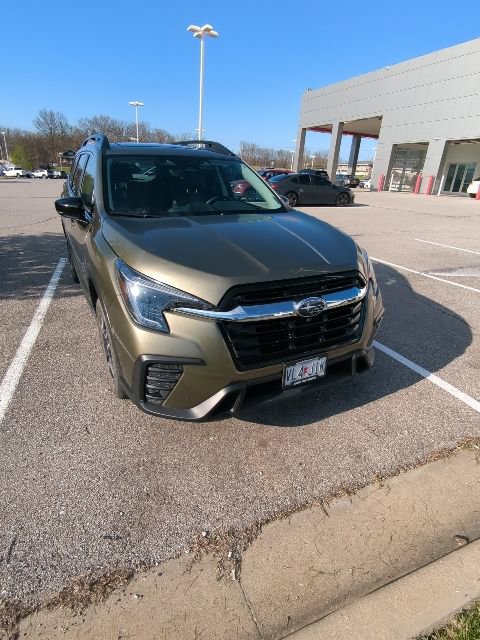 Used 2025 Subaru Ascent Limited AWD/4WD image 6