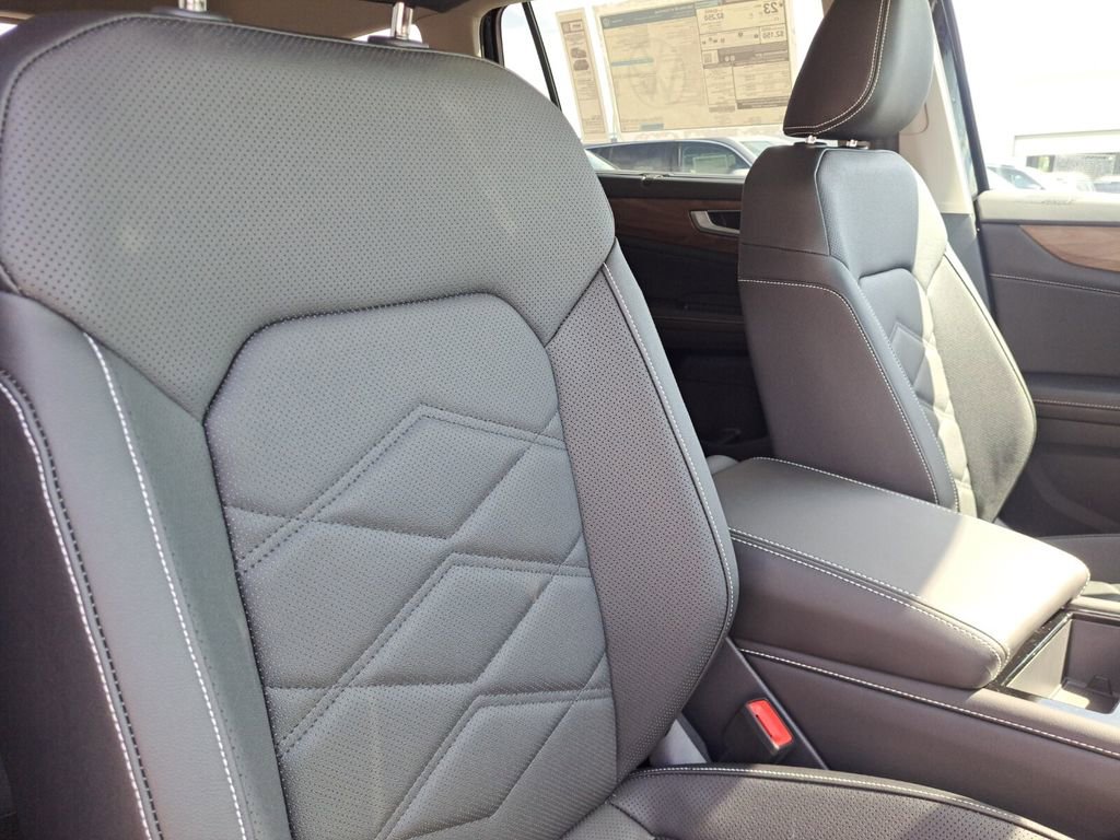 New 2026 Volkswagen Atlas SE image 21