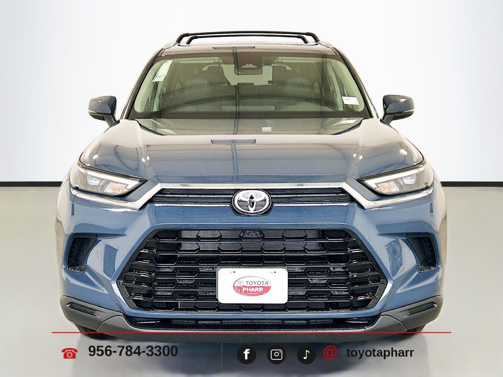 New 2026 Toyota Grand Highlander FWD image 2