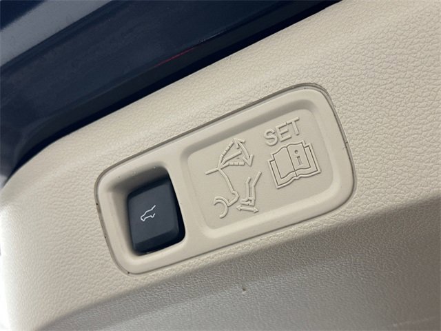 Used 2021 Lincoln Navigator Reserve w/ Luxury Package image 11