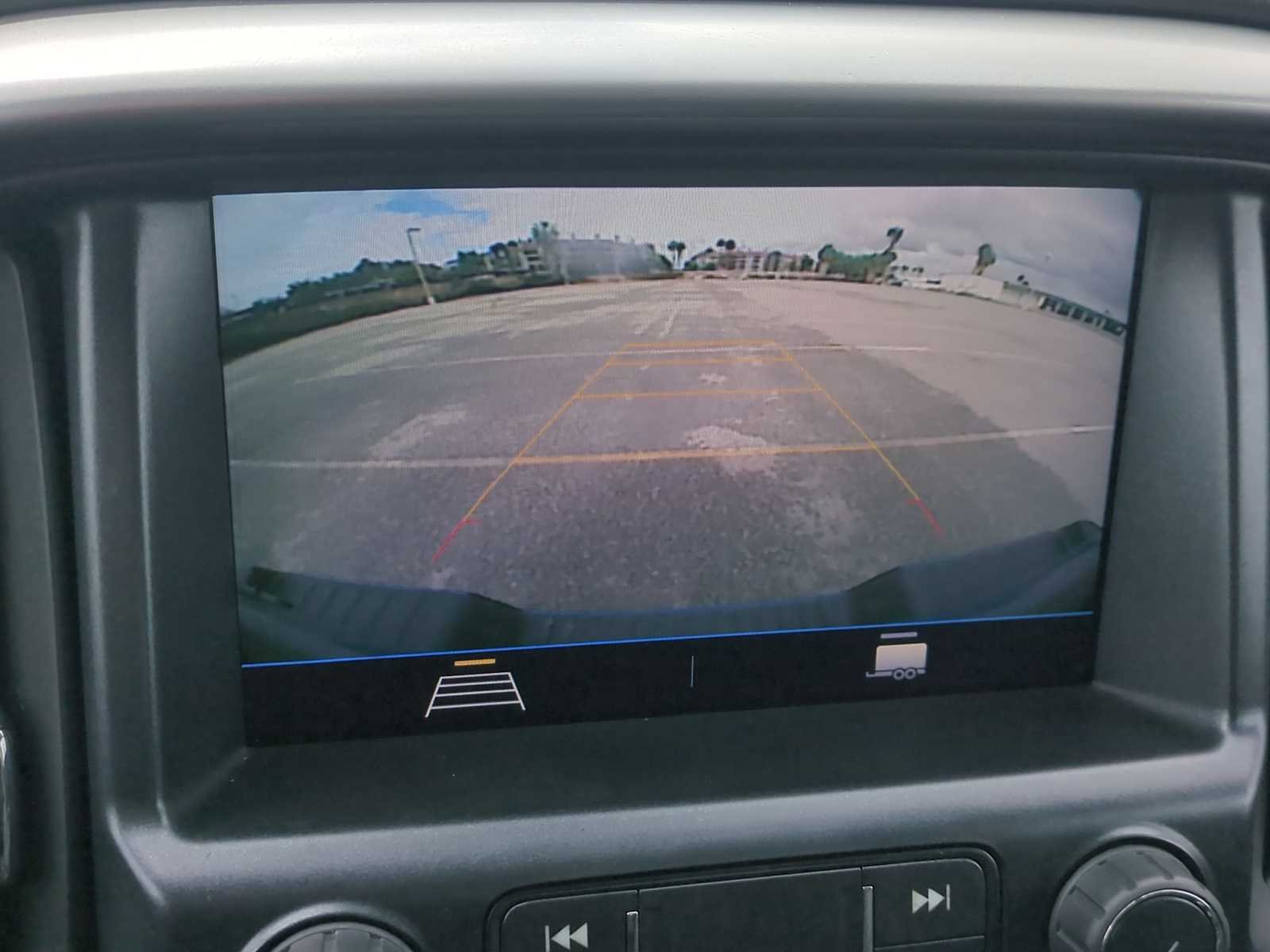 Used 2022 Chevrolet Colorado LT w/ Luxury Package AWD/4WD image 19