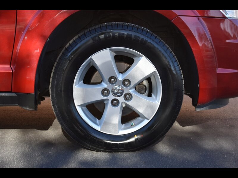Used 2010 Dodge Journey SXT w/ Rear Seat Video Group FWD image 39