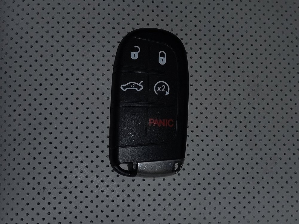 Used 2015 Chrysler 200 C w/ Navigation & Sound Group I image 32