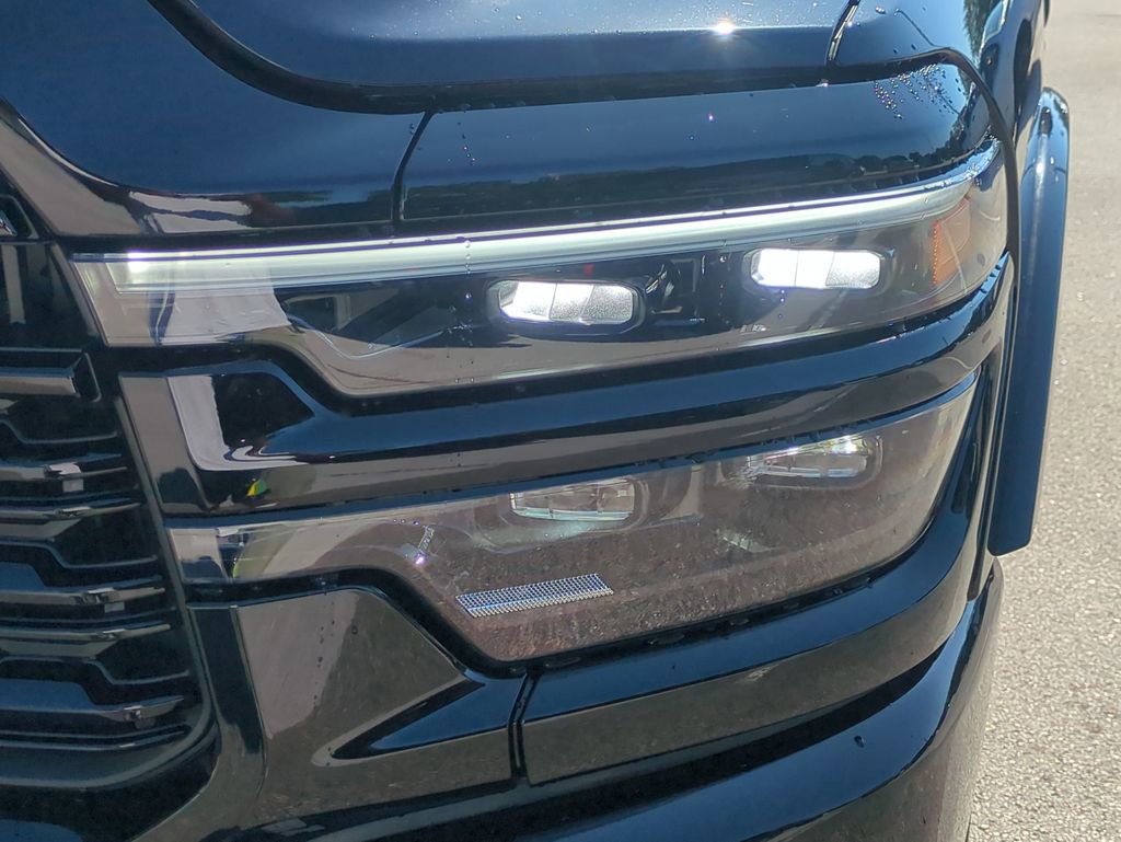 New 2026 RAM 2500 Limited AWD/4WD image 10