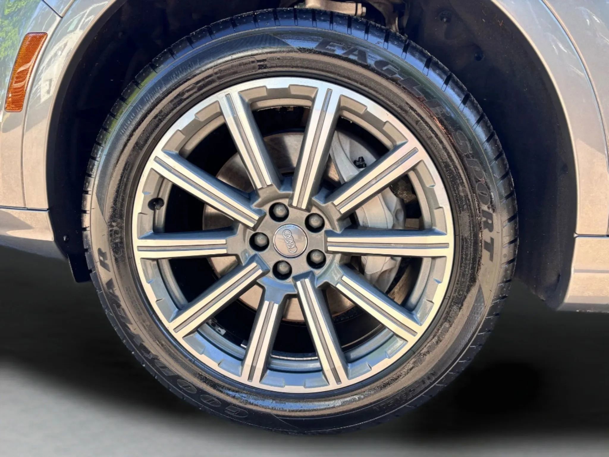 Used 2018 Audi Q7 2.0T Premium Plus w/ Premium Plus Package AWD/4WD image 42