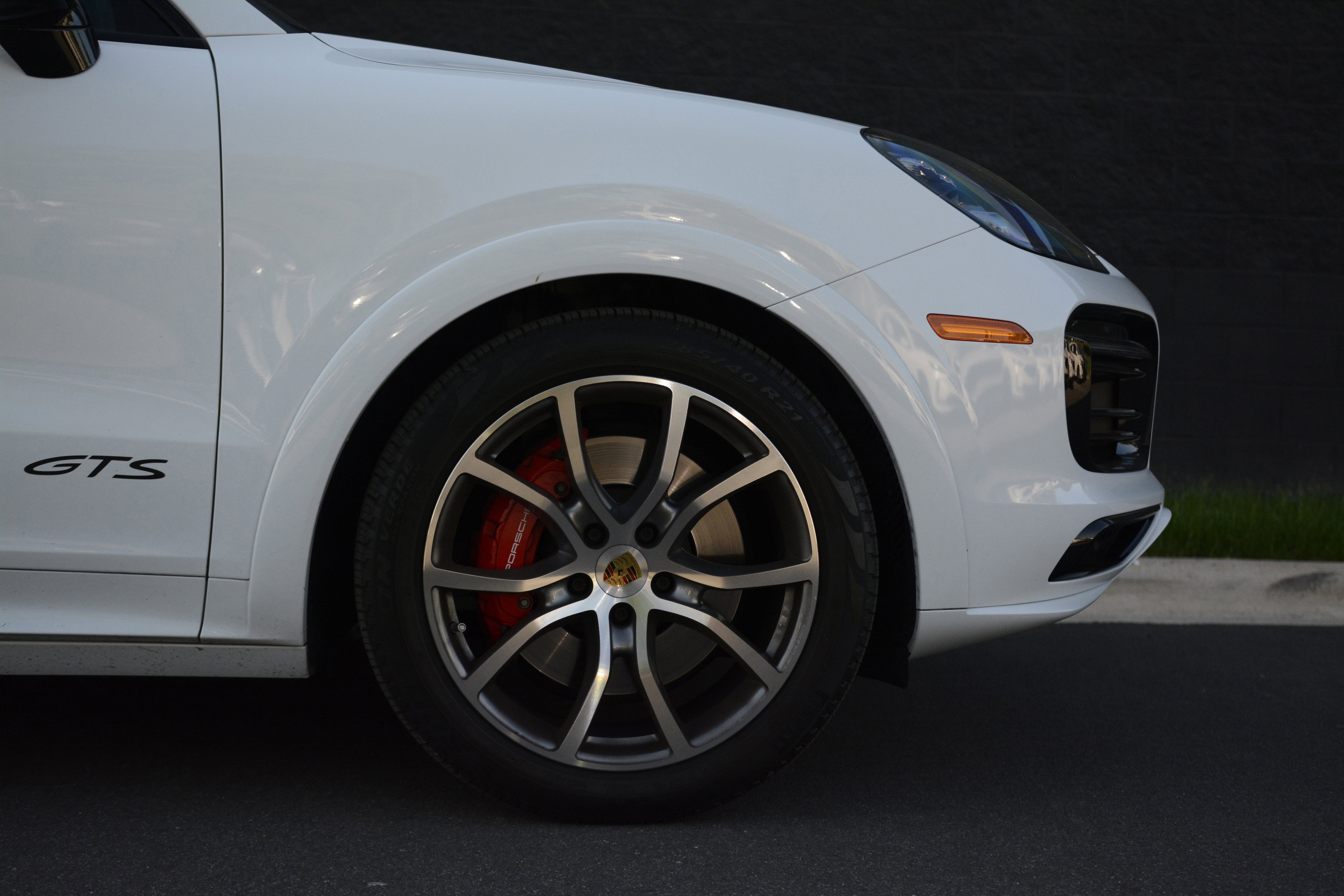 Certified 2022 Porsche Cayenne GTS AWD/4WD image 11