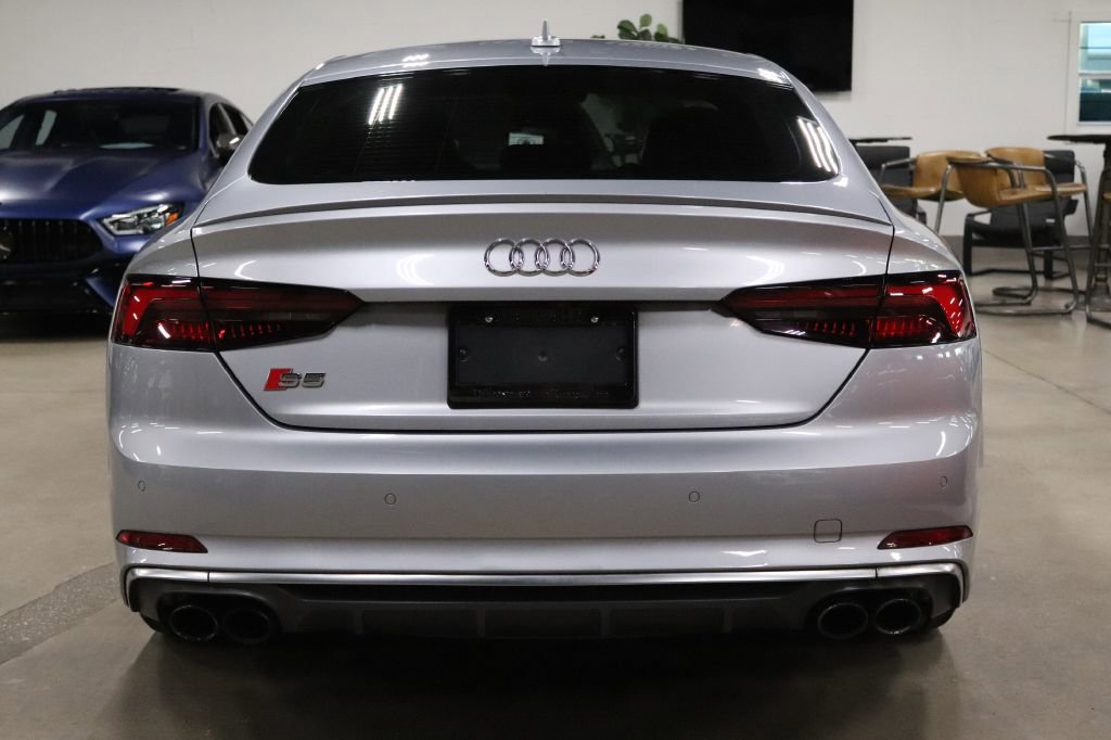 Used 2018 Audi S5 Prestige w/ S Sport Package image 4