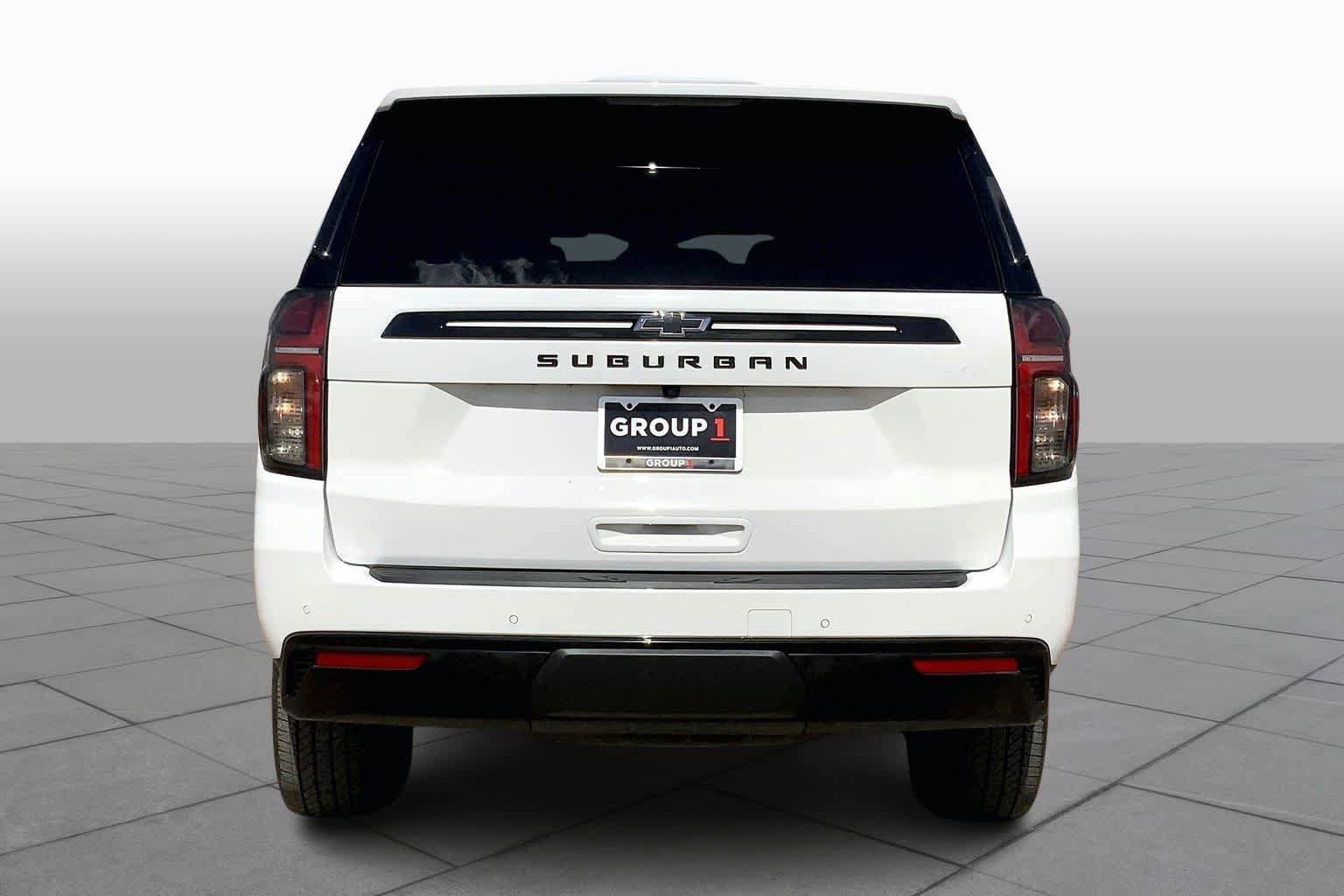 Used 2023 Chevrolet Suburban RST image 5
