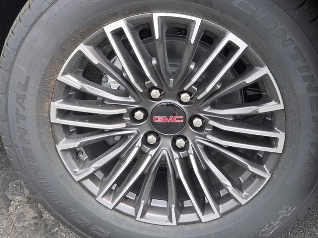 New 2026 GMC Acadia AT4 w/ Luxury Package AWD/4WD image 13