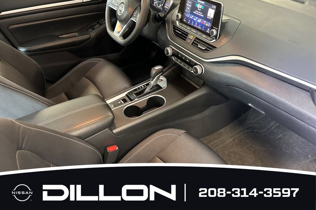 Used 2022 Nissan Altima 2.5 SV AWD/4WD image 15
