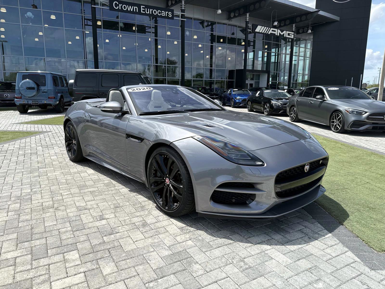 Used 2020 Jaguar F-TYPE R AWD/4WD image 7